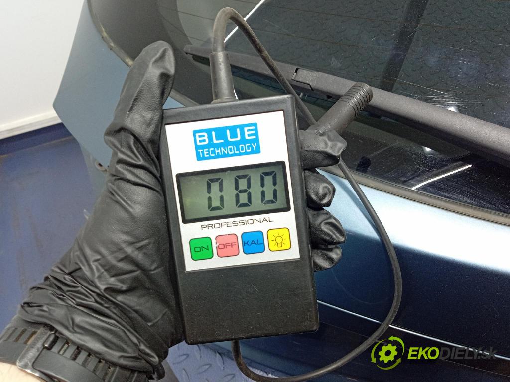 Mazda 3 2014 zadna dveře kufra: kufra: