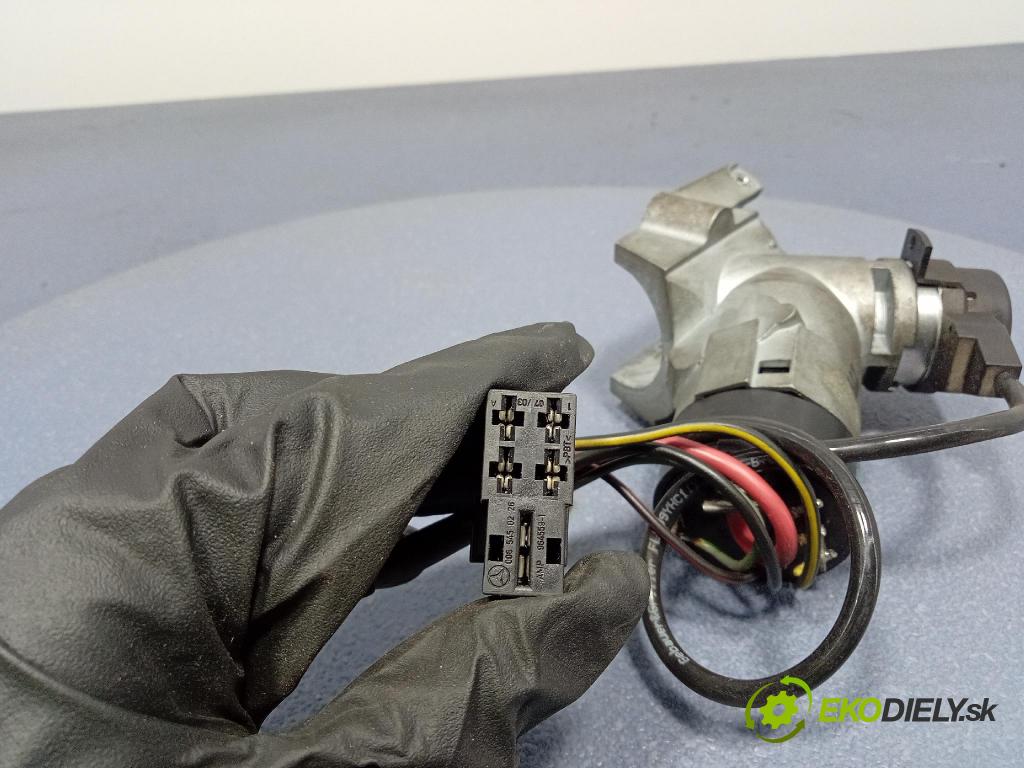 Mercedes-benz Sprinter 311 cdi 2003 Spínač zapaľovania: A0005458108