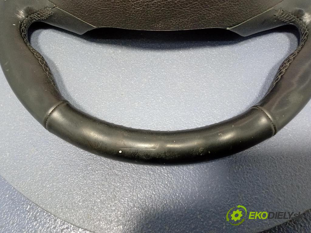 Bmw Seria 5 2013 volant 01