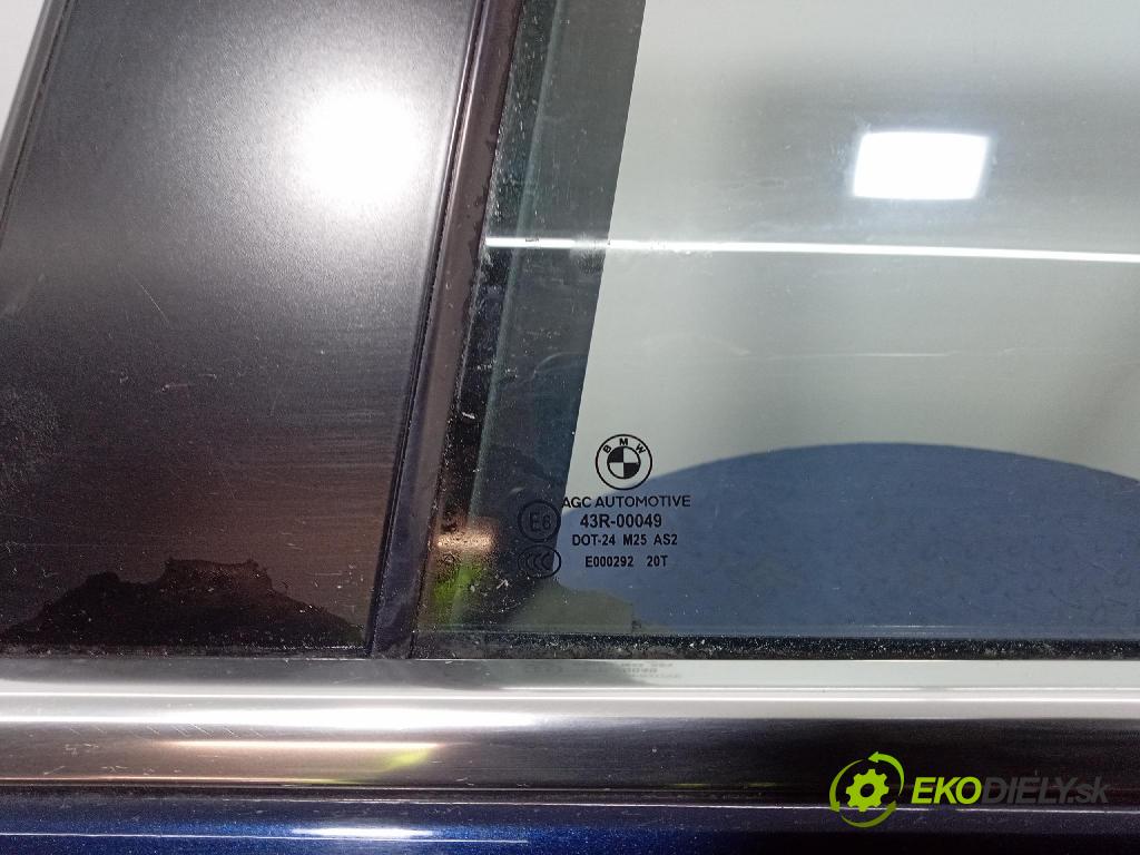 Bmw Seria 5 2013 dvere zad Vľavo: