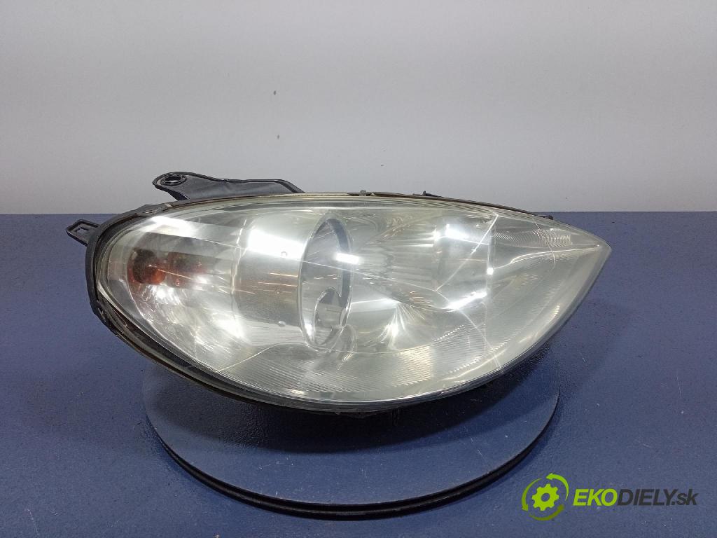 Peugeot 807 2009 Reflektor: v pravo: 1401105680