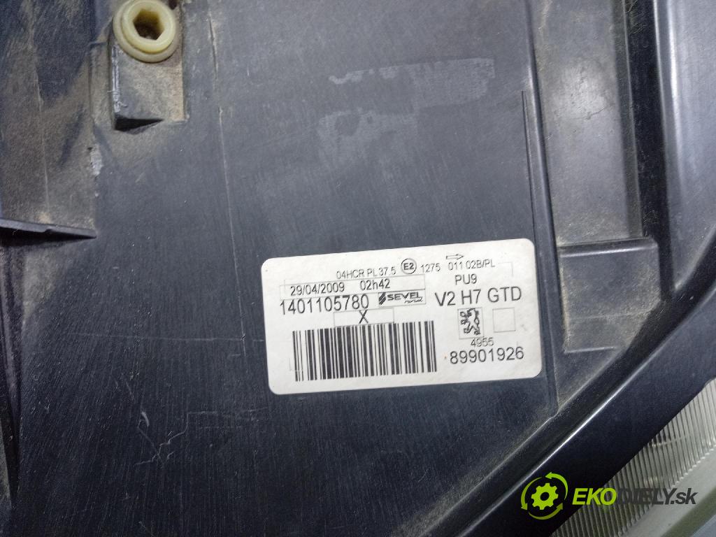 Peugeot 807 2009 Reflektor: Vľavo: 1401105780