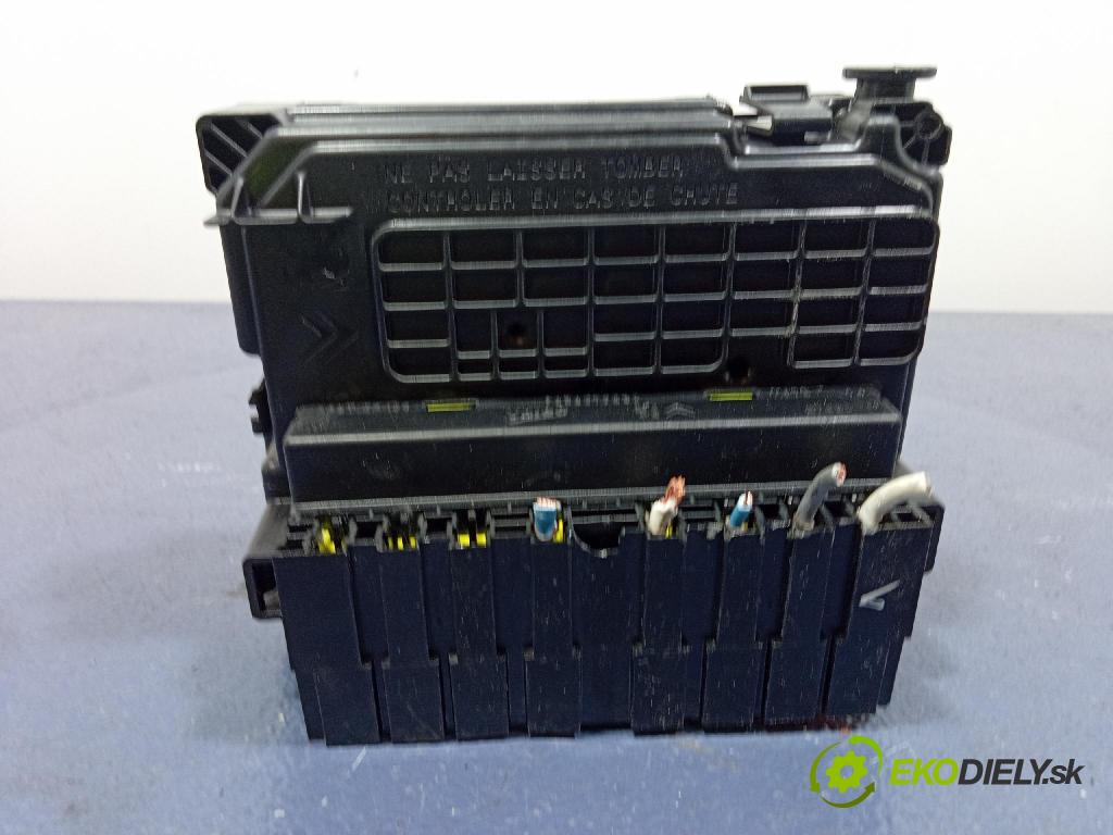 Peugeot 807 2009 skrinka Poistky: 9667199680