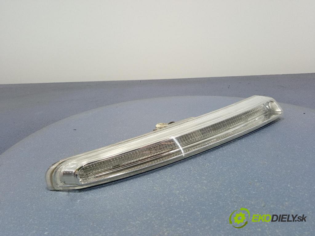 Peugeot 807 2009 Smer: Predné v pravo: 01