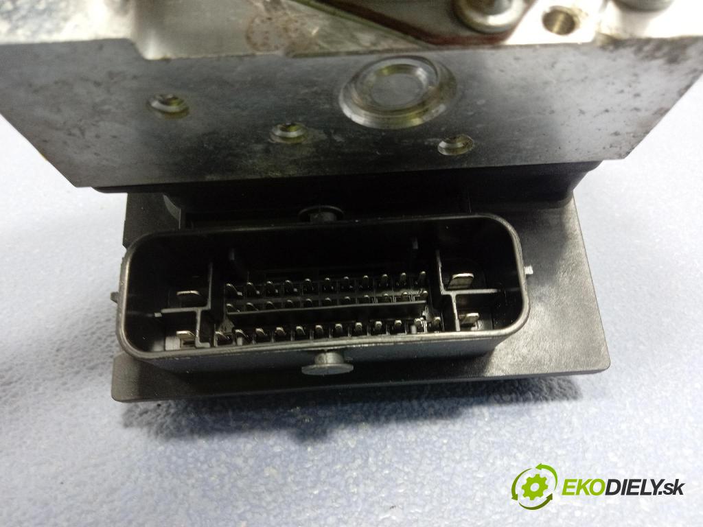 Peugeot 807 2009 čerpadlo ABS x 9661887180