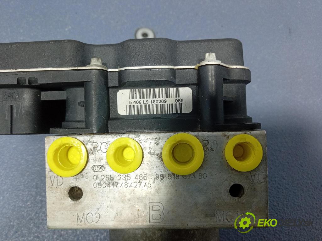 Peugeot 807 2009 čerpadlo ABS x 9661887180