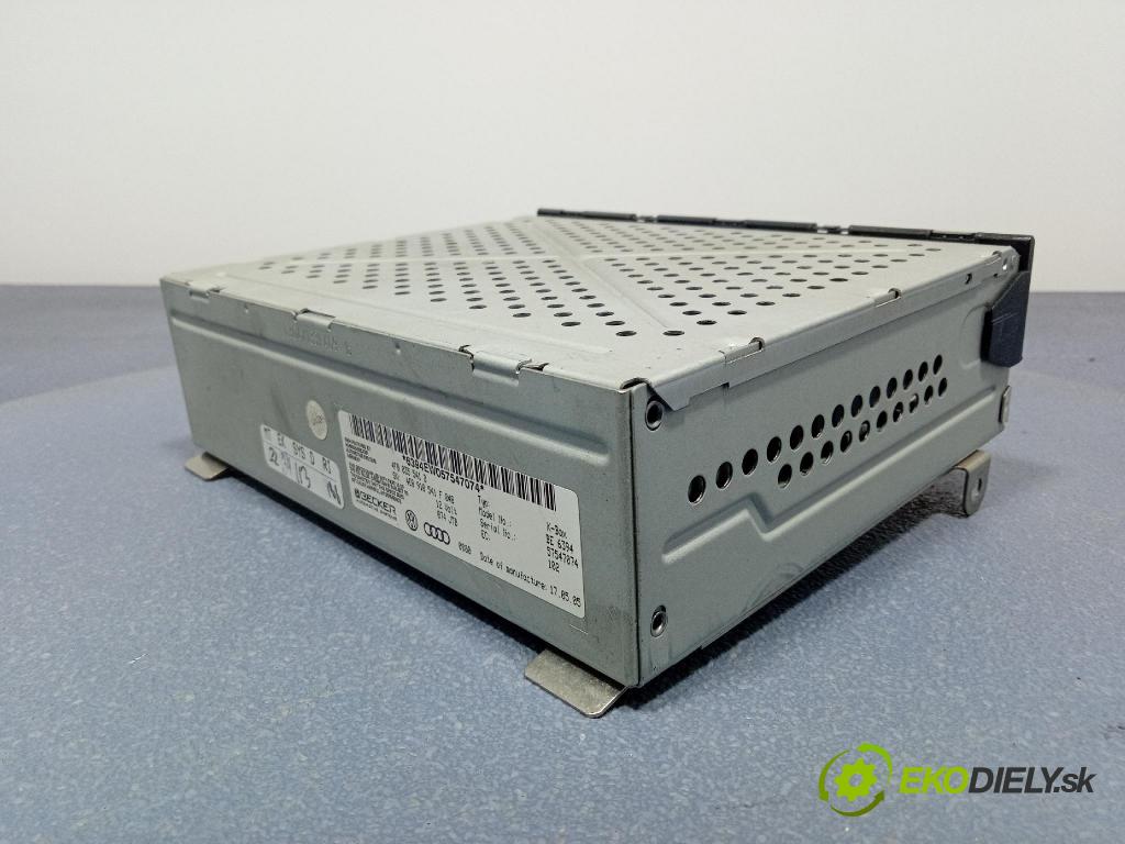 Audi A6 2005 Zesilovač: Rádio: Navigacia: 4F0035541B