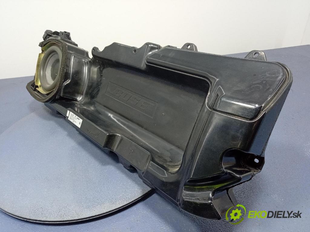 Audi A6 2005 Reproduktor / Subwoofer: 4F0035382C