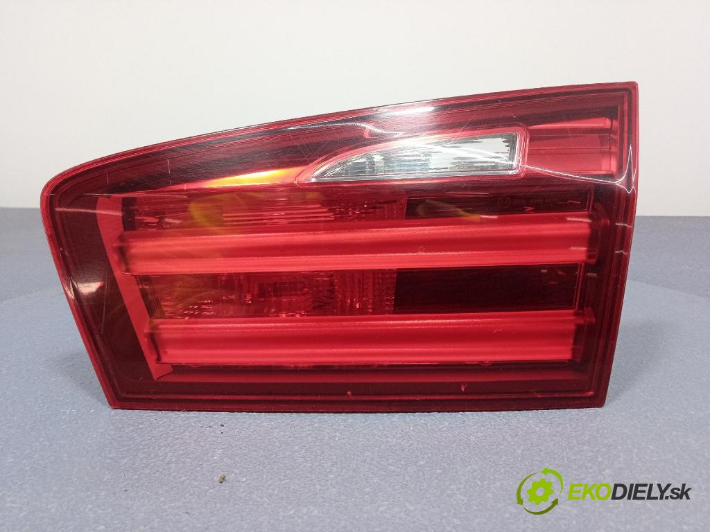 Bmw Seria 5 2013 svetlo / reflektor zad Prava: Vnútri: 7203228