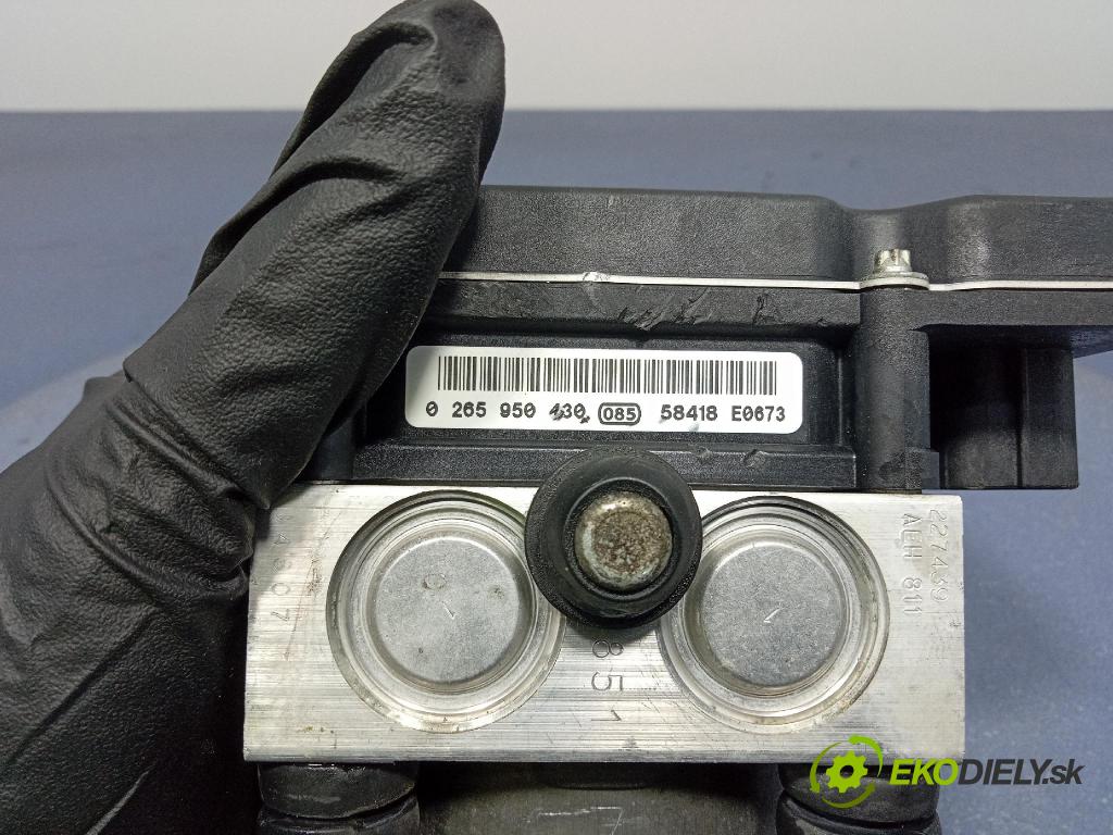 Audi A6 2005 čerpadlo ABS x 4F0614517L