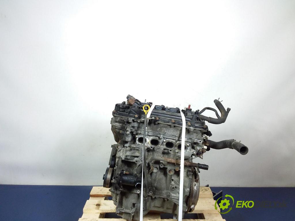 Toyota Yaris 2011 motor Benzín: R1N-P12