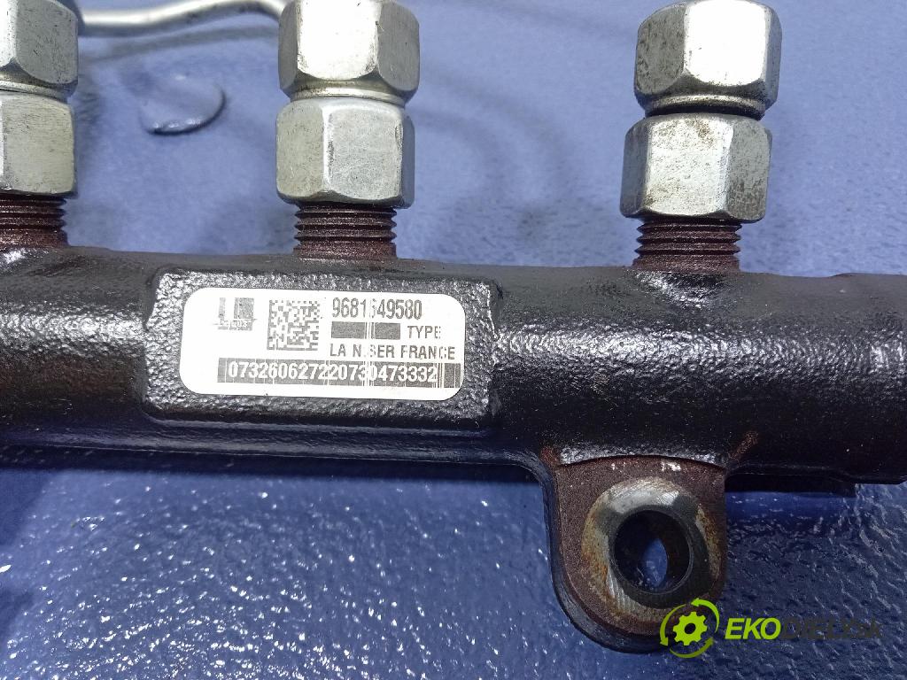 Citroen C4 picasso 2007 lišta Dodávka: 9681649580