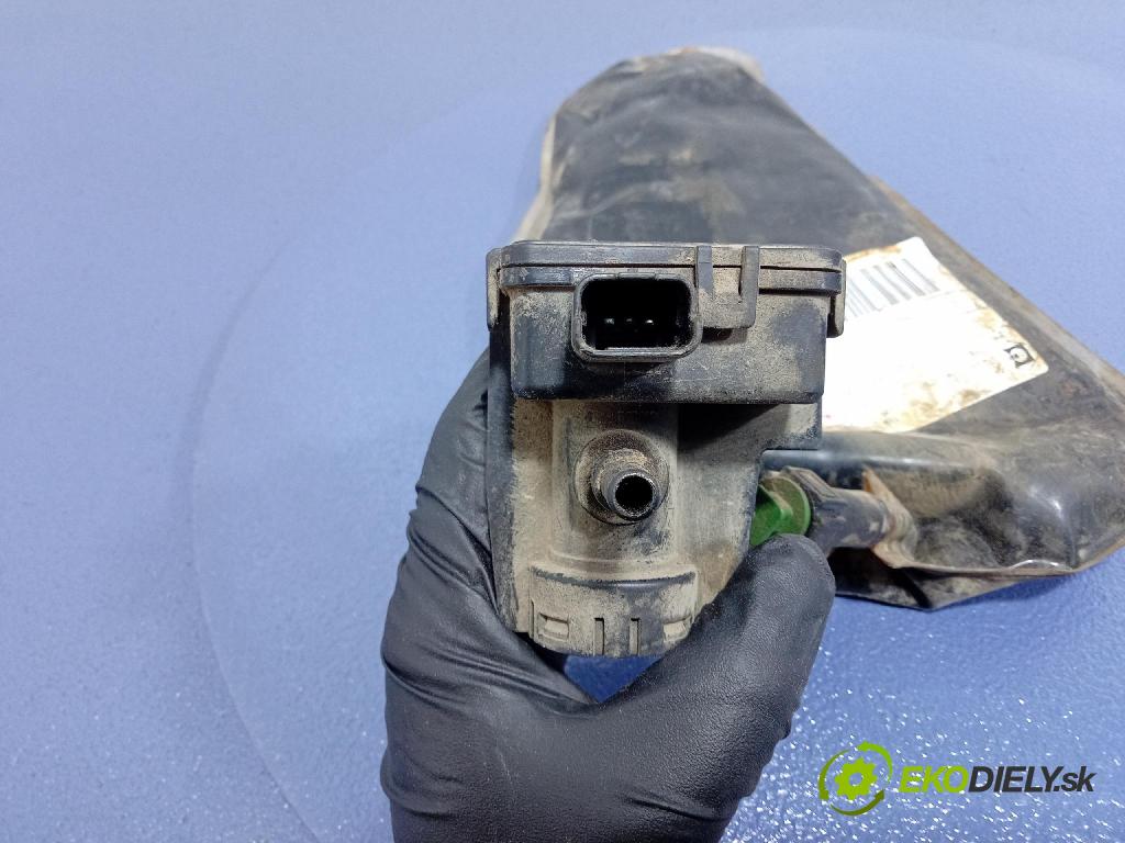 Citroen C4 picasso 2007 Nádrž: AdBlue: 9678101680