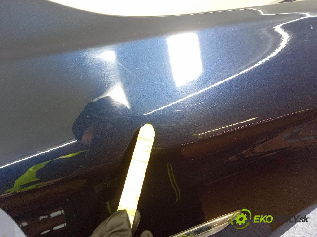 Bmw Seria 5 2013 blatník Predné v pravo: