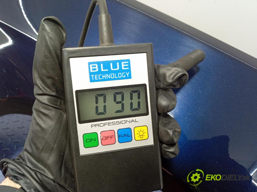 Bmw Seria 5 2013 blatník Predné v pravo: