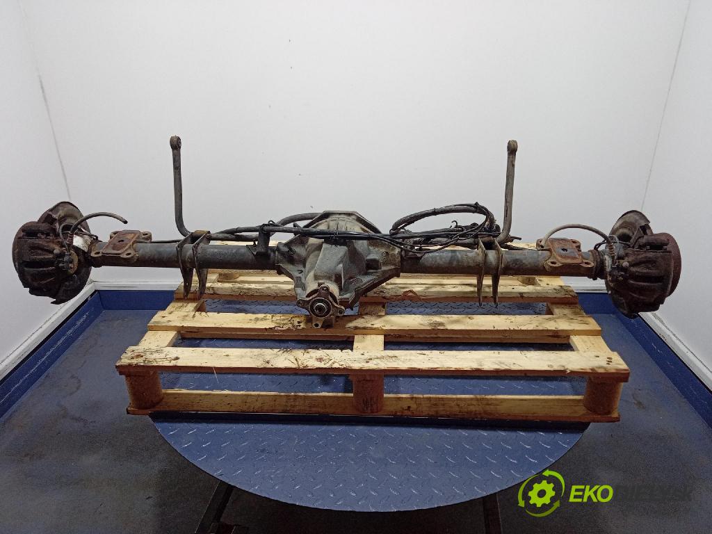 Mercedes-benz Sprinter 311 cdi 2003 Most: Zadný: 9033510005