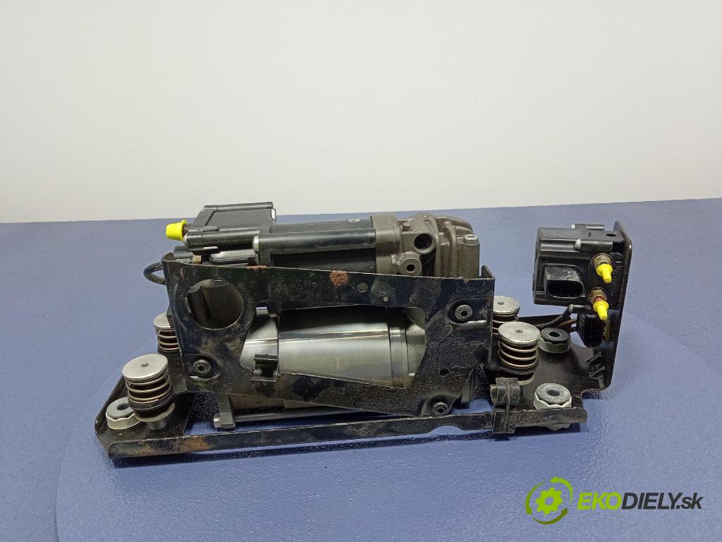 Bmw Seria 5 2013 Kompresor Vzduch: 6789450