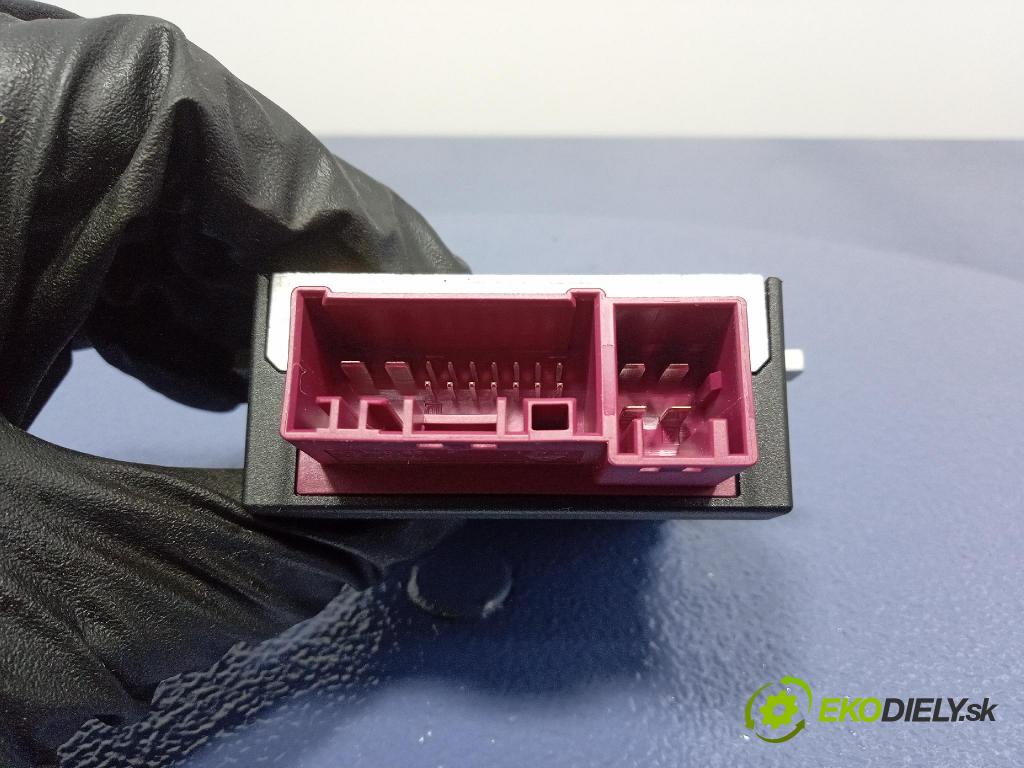 Bmw Seria 5 2013 riadiaca jednotka 7358144