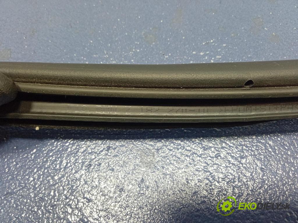 Bmw Seria 5 2013 Těsnění: dvere 7182270