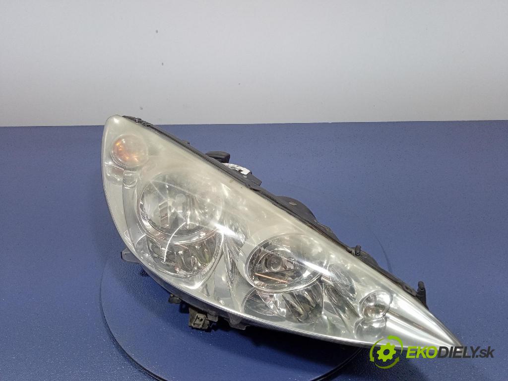 Peugeot 308 2007 Reflektor: v pravo: 9656162480