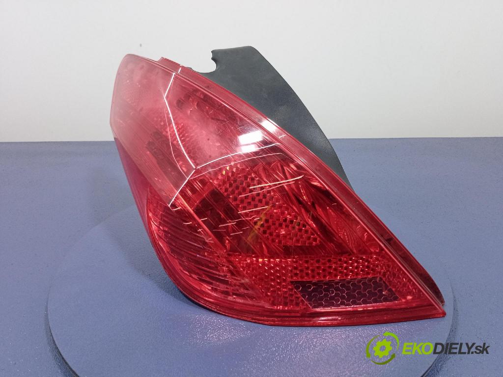 Peugeot 308 2007 svetlo / reflektor zad ľavá Vonkajsia: 9680425780