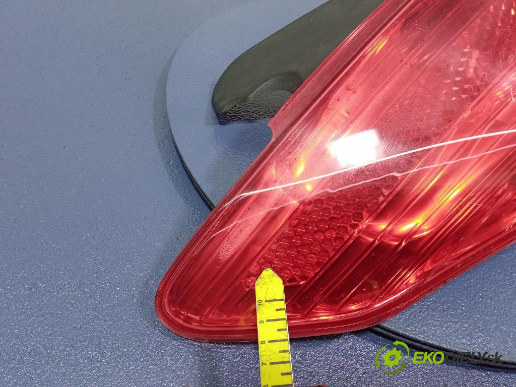 Peugeot 308 2007 svetlo / reflektor zad ľavá Vonkajsia: 9680425780