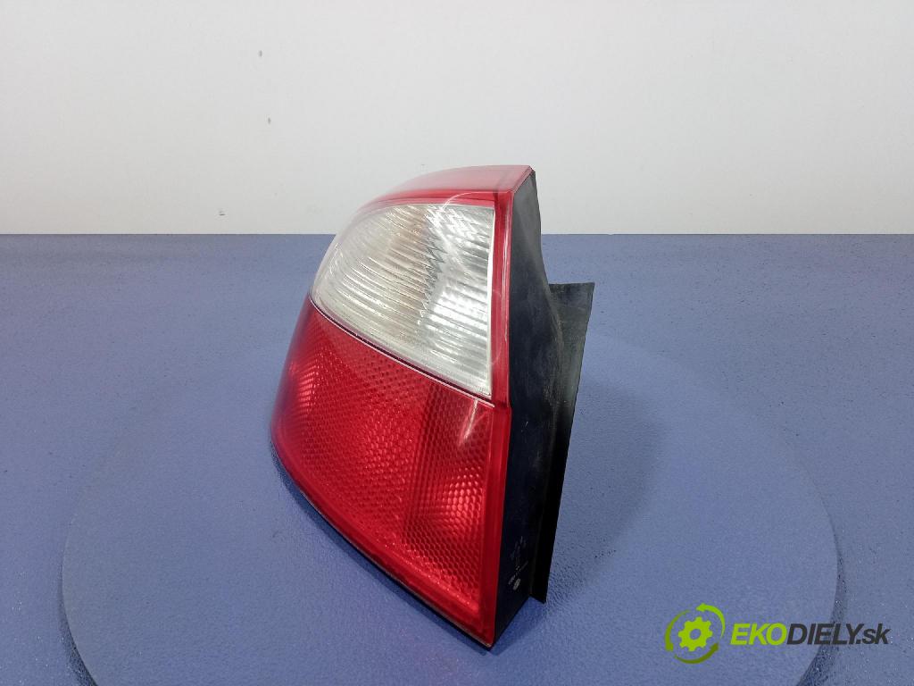 Audi A4 2002 svetlo / reflektor zad ľavá Vonkajsia: 153929
