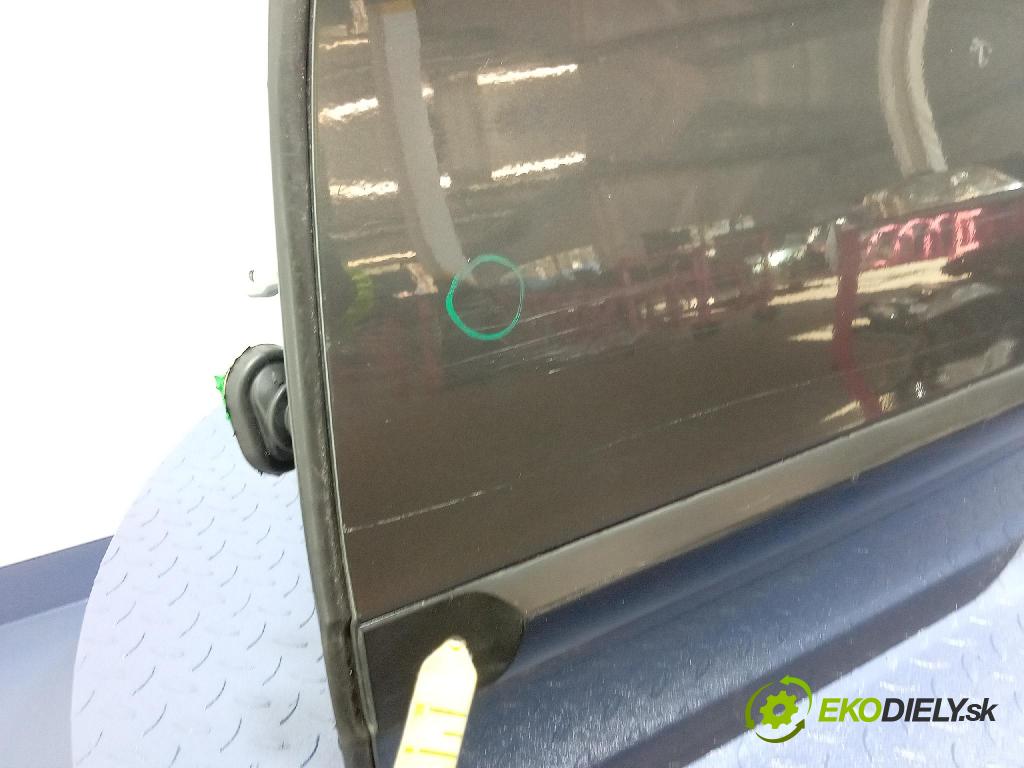 Peugeot 308 2007 dvere zad Vľavo: