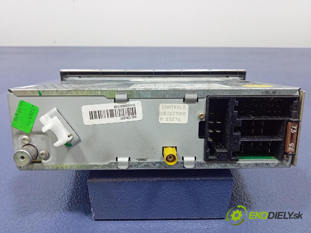 Audi A4 2002 Radio I Navigácia: 8E0035186