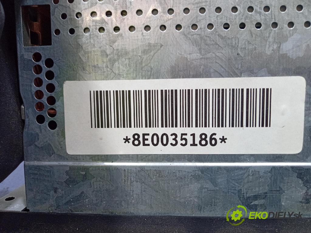 Audi A4 2002 Radio I Navigácia: 8E0035186