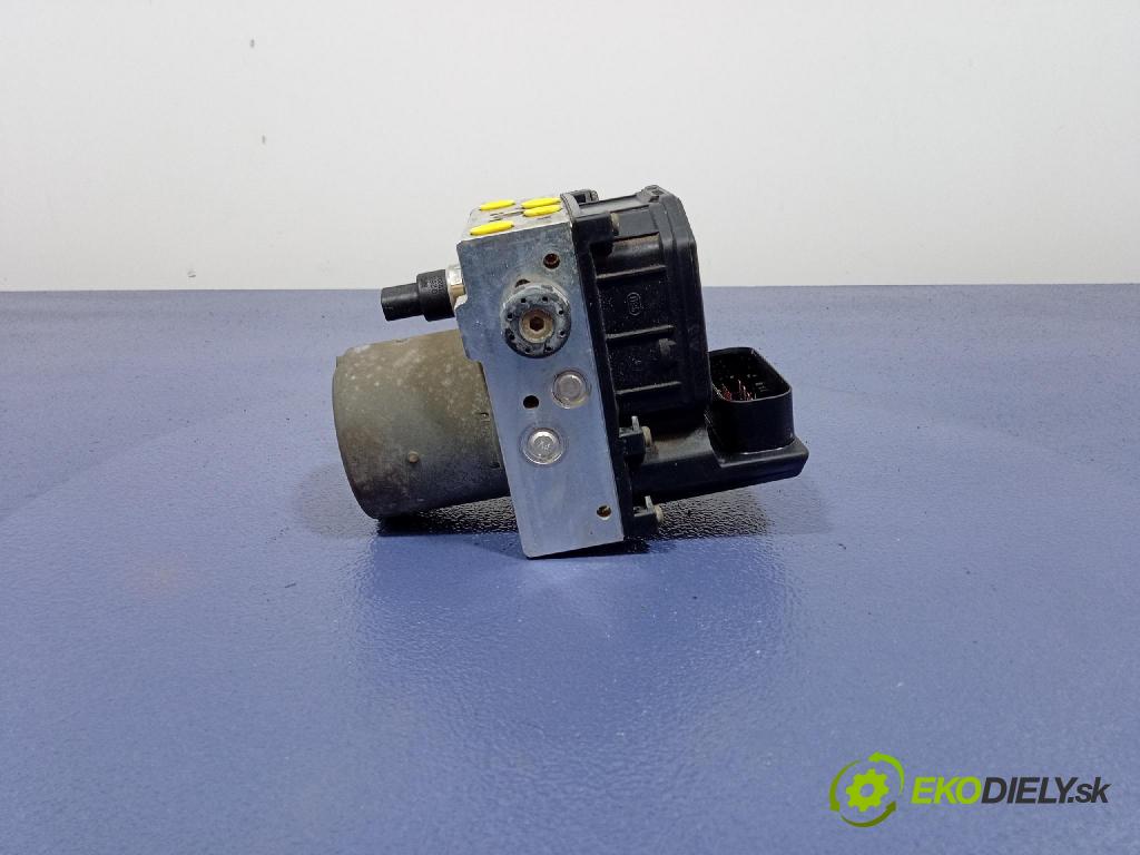Audi A4 2002 čerpadlo ABS x 8E0614517