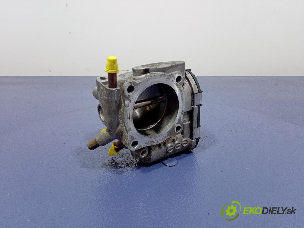 Audi A4 2002 klapka 06B133062H
