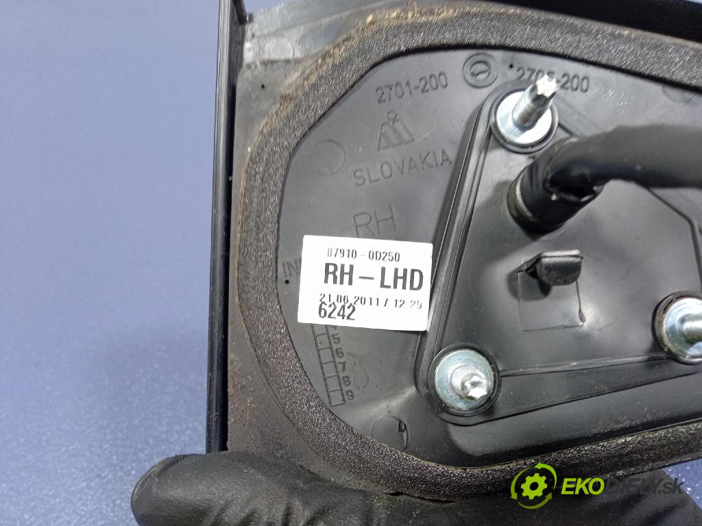 Toyota Yaris 2011 zrkadlo pravé 87910-0D250