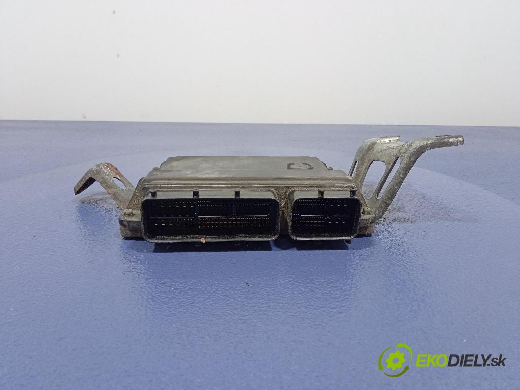 Toyota Yaris 2011 riadiaca jednotka Motor: 89661-0DD40