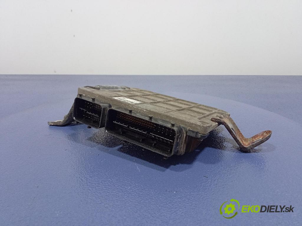 Toyota Yaris 2011 riadiaca jednotka Motor: 89661-0DD40