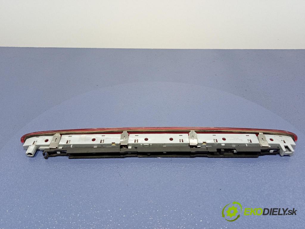 Audi A6 2005 Svetlo: Stop: 0315870
