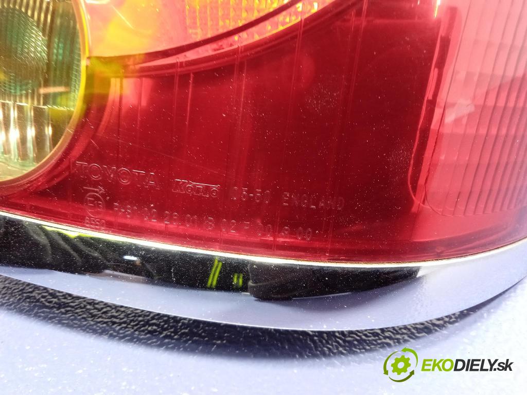 Toyota Avensis 2005 svetlo / reflektor zad Prava: Vonkajsia: KOITO 05-50