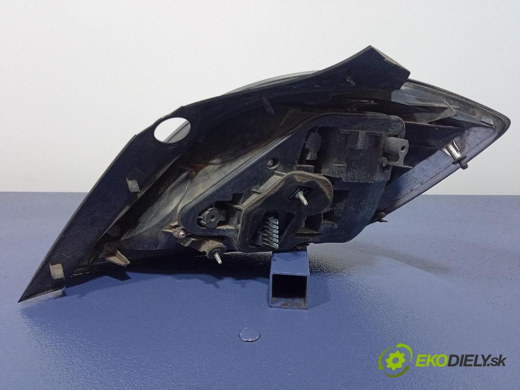 Opel Astra 2006 svetlo / reflektor zad ľavá Vonkajsia: 24451835
