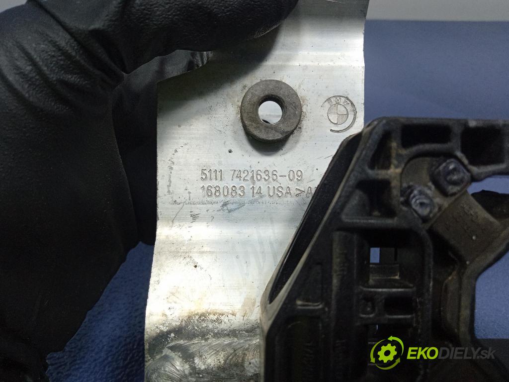 Bmw X7 0 výstuha Predné: / pas predný 7421636