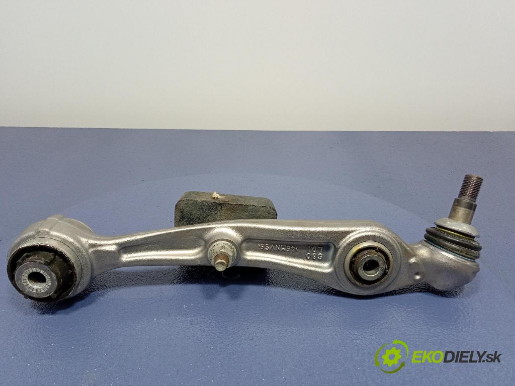 Bmw X7 0 Predné v pravo: 6884584