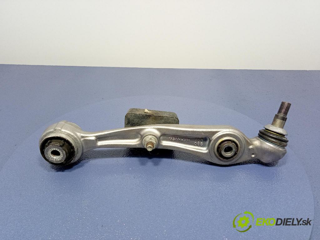 Bmw X7 0 Predné v pravo: 6884584