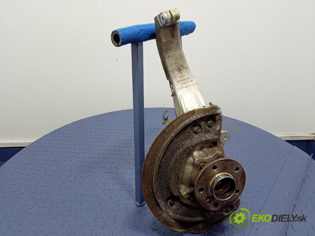 Bmw X7 0 náboj ľavá 6876655