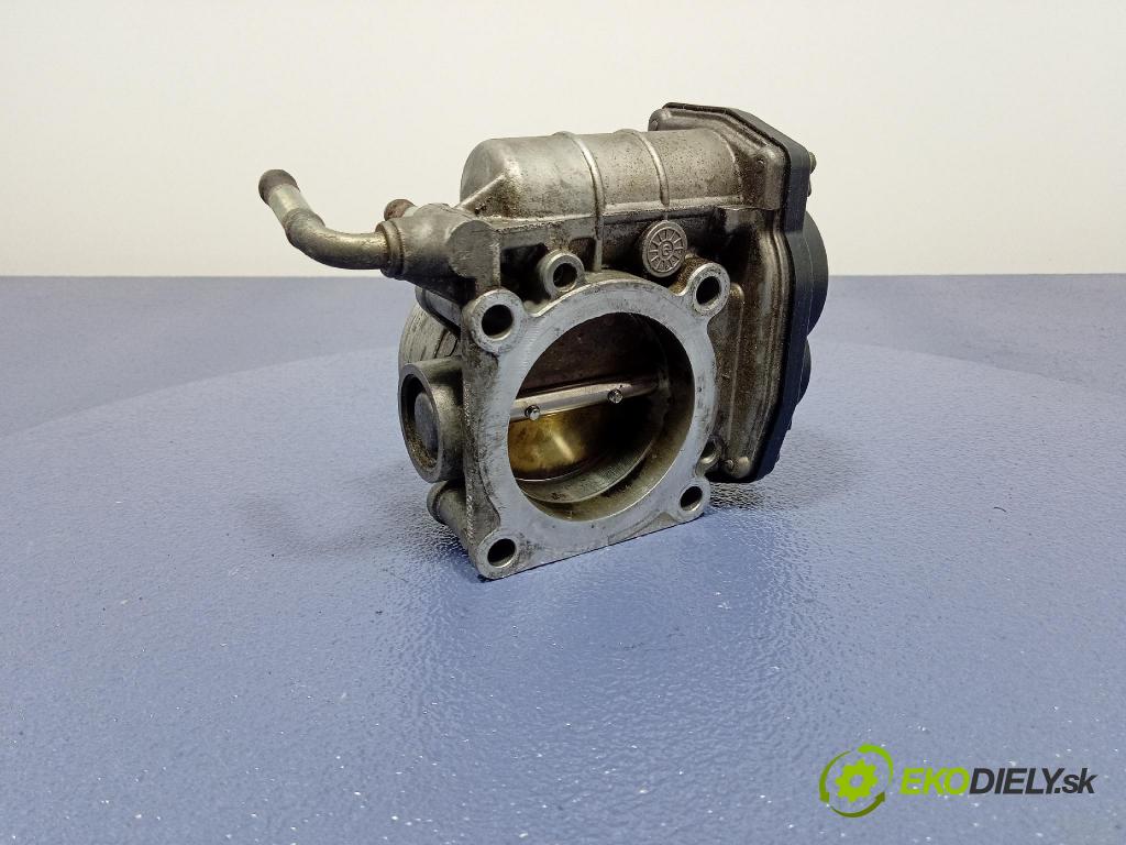 Nissan Qashqai 2007 klapka 526-01