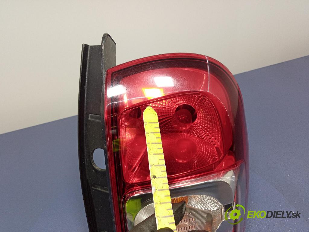 Dacia Duster 2017 svetlo / reflektor zad Prava: Vonkajsia: 265506837R