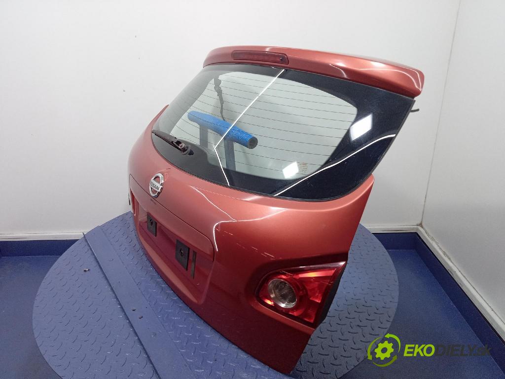 Nissan Qashqai 2007 zadna dveře kufra: kufra: