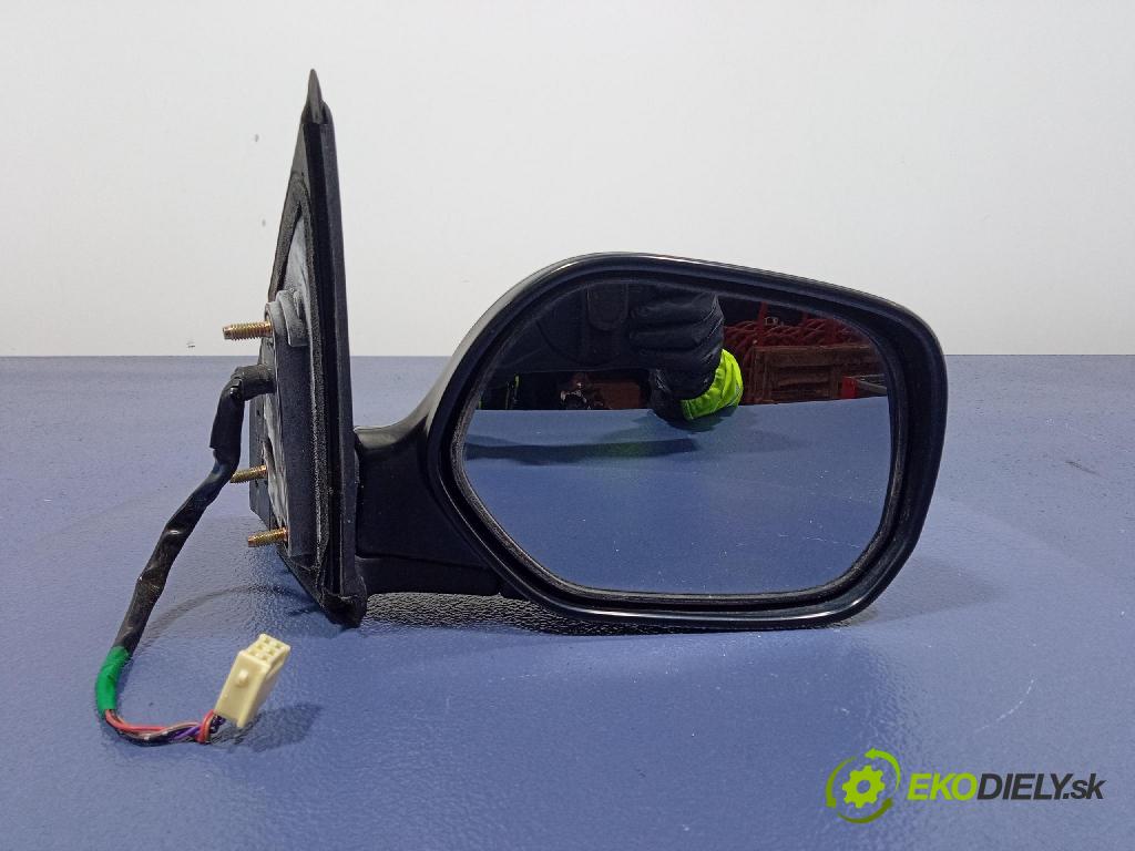 Toyota Yaris verso 2003 zrkadlo pravé