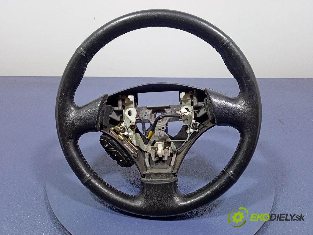 Toyota Yaris verso 2003 volant