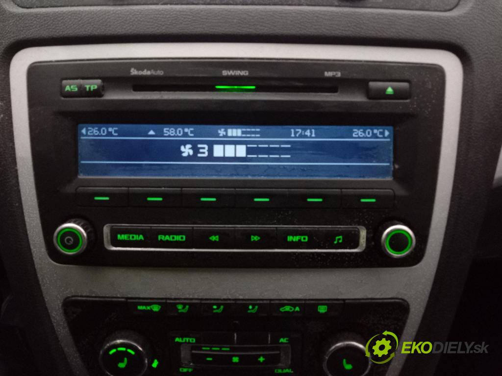 Skoda Octavia 2011 Radio I Navigácia: 1Z0035161M