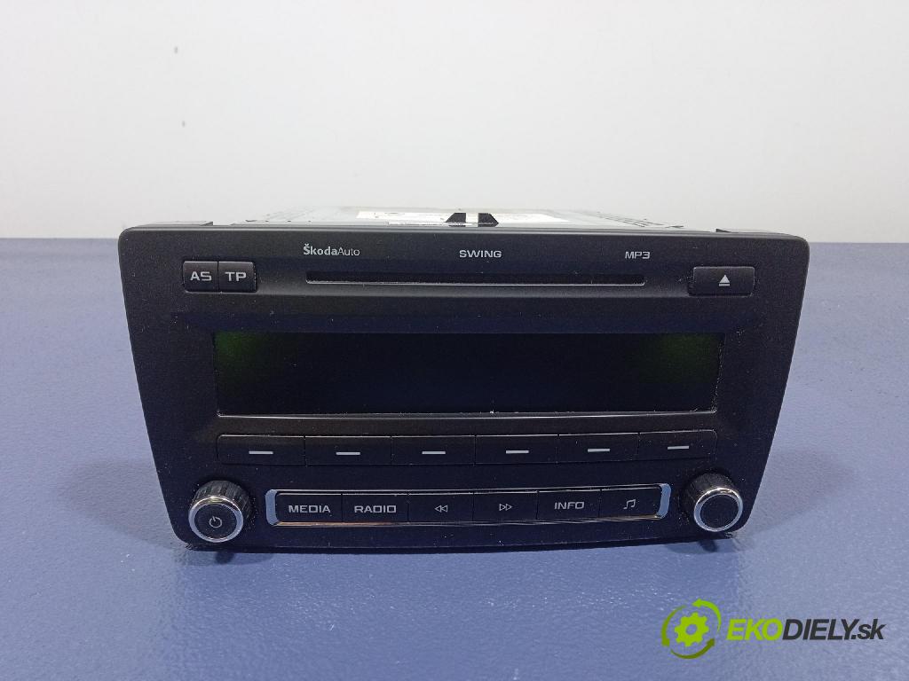 Skoda Octavia 2011 Radio I Navigácia: 1Z0035161M