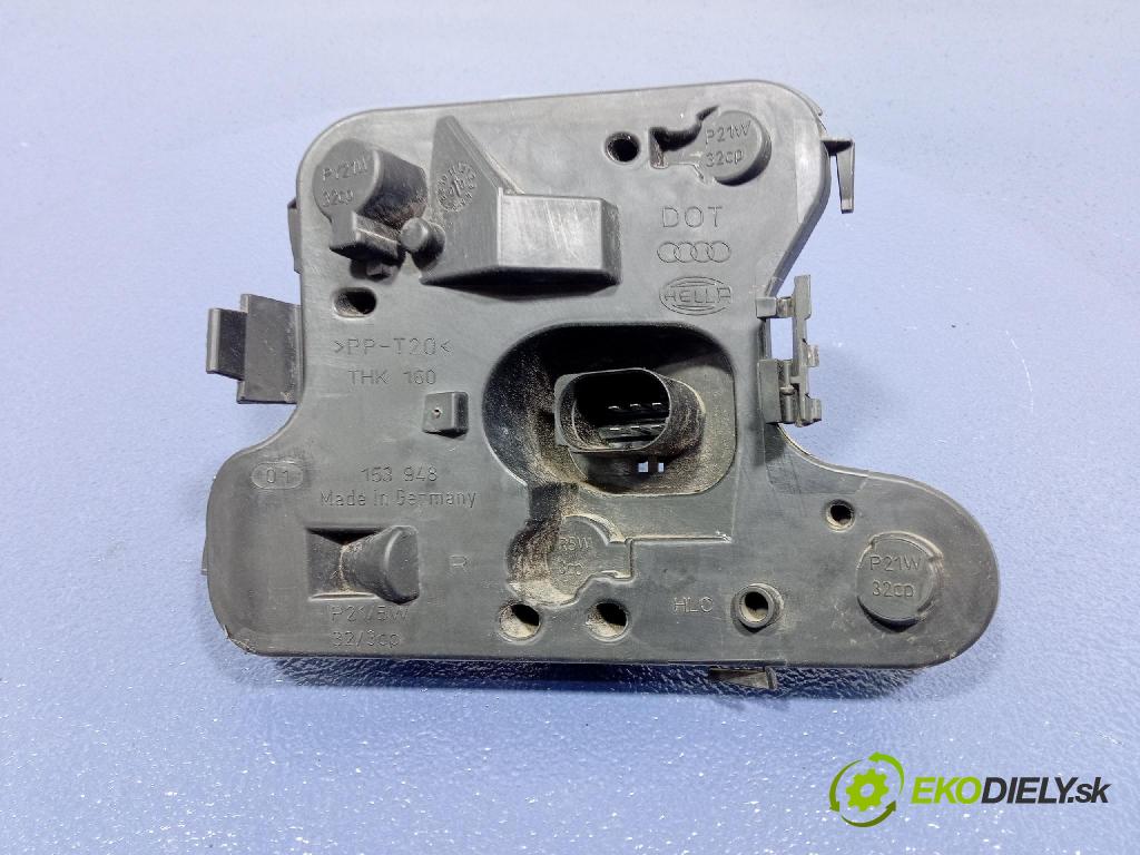 Audi A4 2001 svetlo / reflektor zad Prava: Vonkajsia: 153948